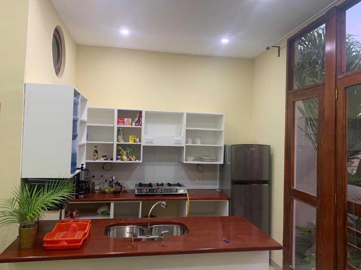 Apartamentos Casa Amarilla Гранада Экстерьер фото