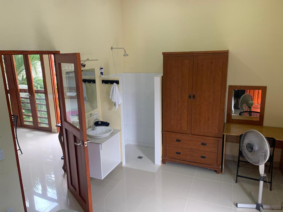 Apartamentos Casa Amarilla Гранада Экстерьер фото