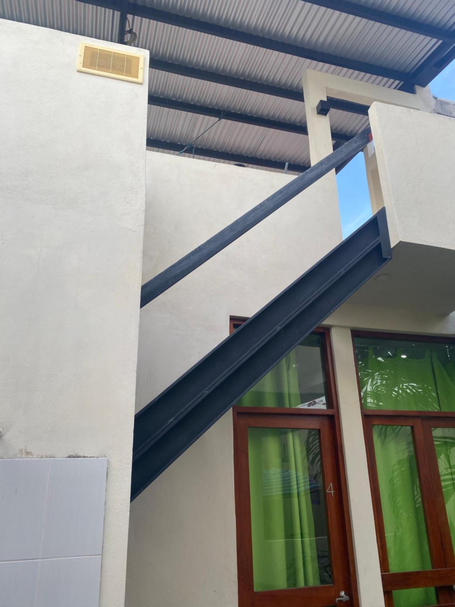 Apartamentos Casa Amarilla Гранада Экстерьер фото