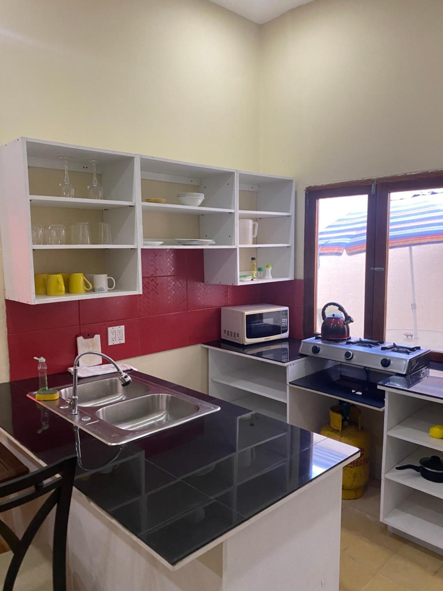 Apartamentos Casa Amarilla Гранада Экстерьер фото
