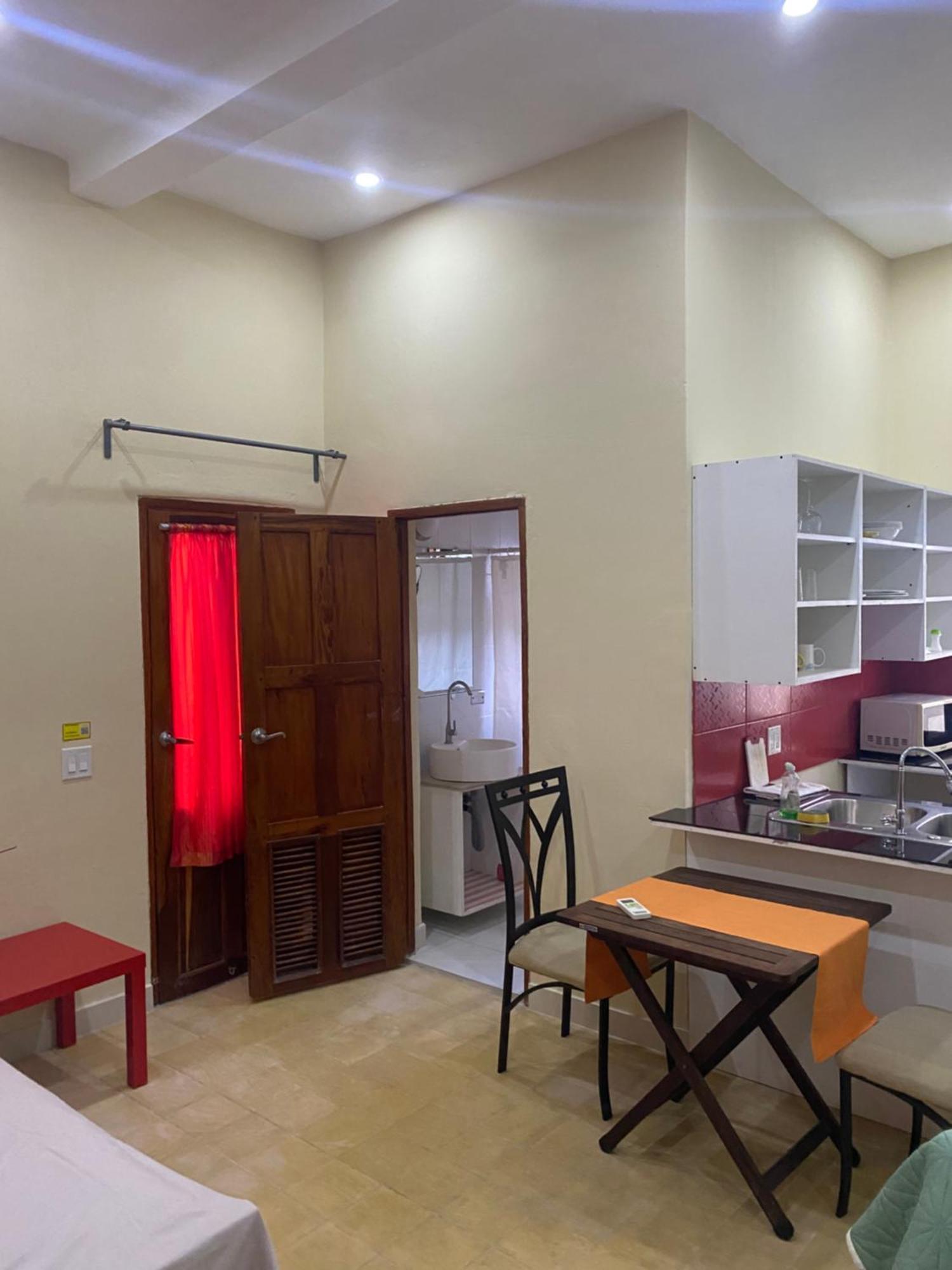 Apartamentos Casa Amarilla Гранада Экстерьер фото